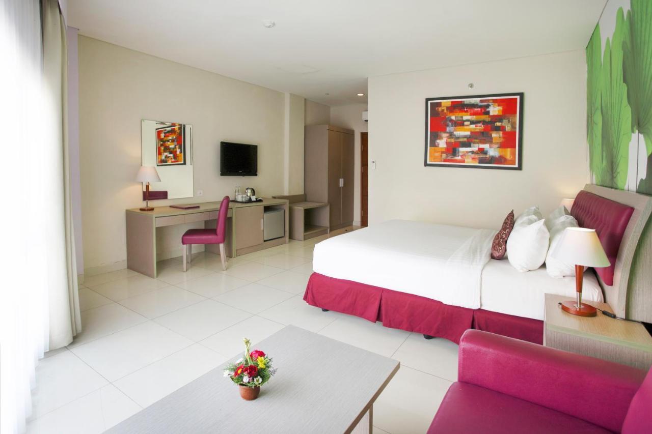 Kuta Central Park Hotel Exterior foto